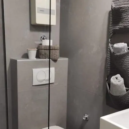 Modern Beachfront Near Ibenik - Comfort With Balcony And Sea View Apartmán