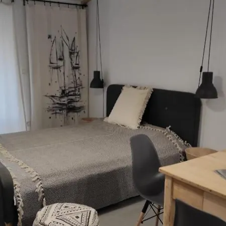 Modern Beachfront Near Ibenik - Comfort With Balcony And Sea View *