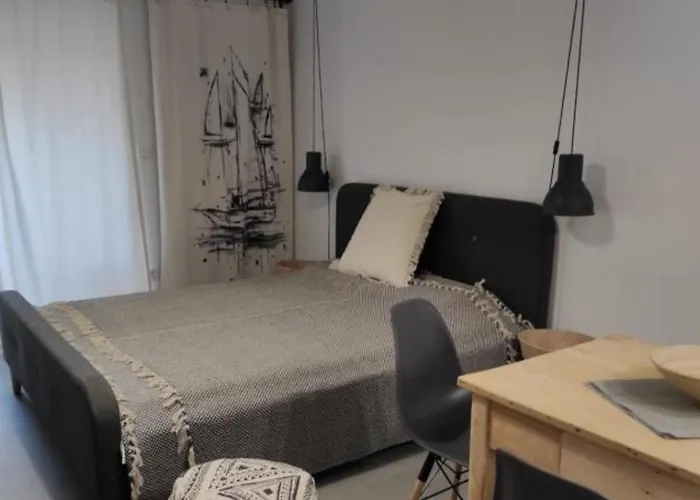 Modern Beachfront Near Ibenik - Comfort With Balcony And Sea View *